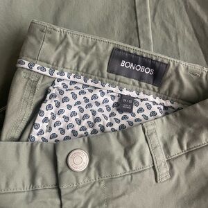 Bonobos Men’s Sage Green Chinos with Patterned Lining